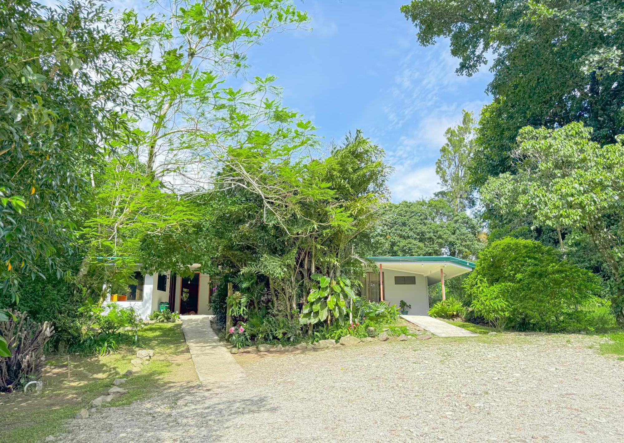 Casa Rayo De Luna Monteverde Exterior photo